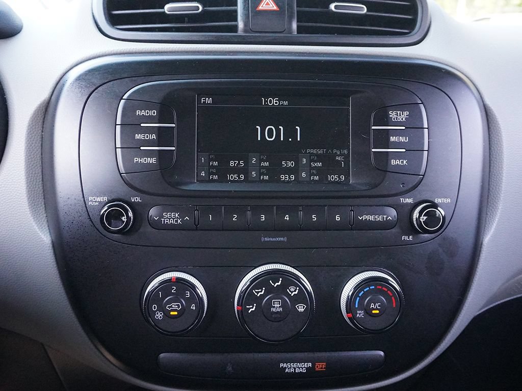 Used 2018 Kia Soul FWD image 34