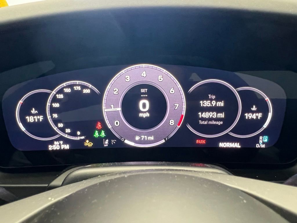 Certified 2025 Porsche 911 Carrera image 10