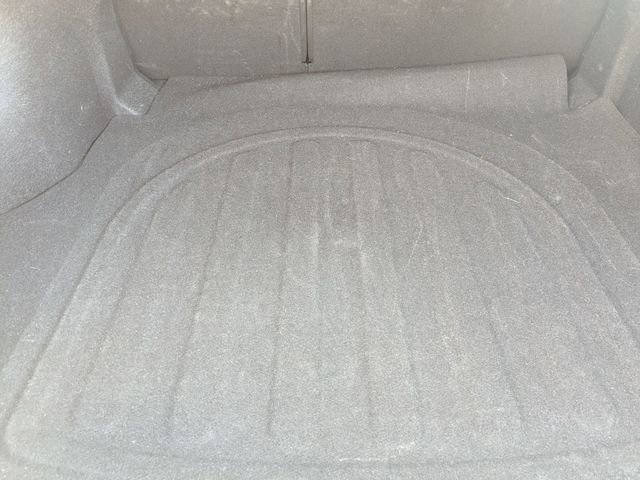 Used 2025 Hyundai Elantra SEL image 31