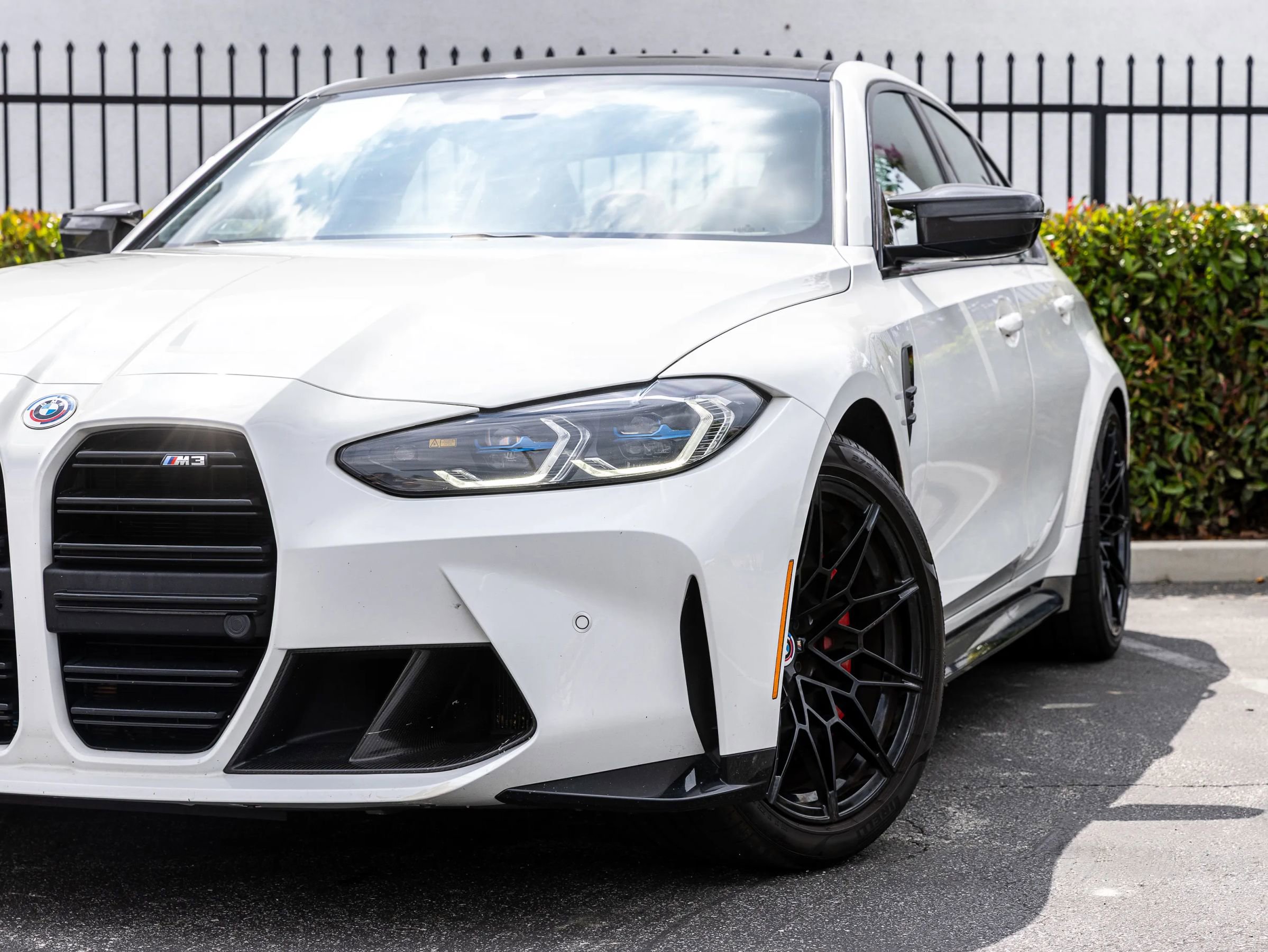 Used 2023 BMW M3 w/ M Carbon Exterior Package RWD image 4