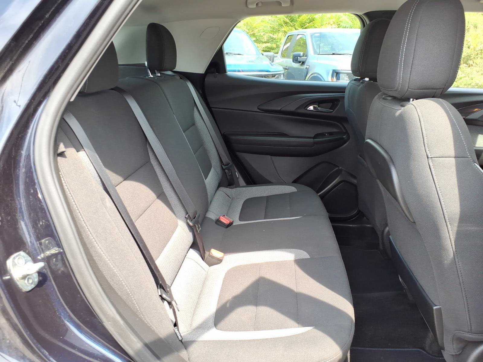Used 2021 Chevrolet TrailBlazer LS AWD/4WD image 8