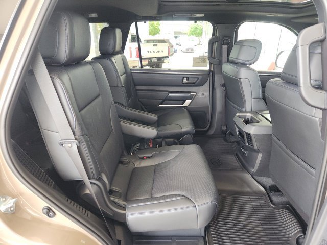 New 2026 Toyota Sequoia Platinum w/ TRD Off-Road Package AWD/4WD image 36