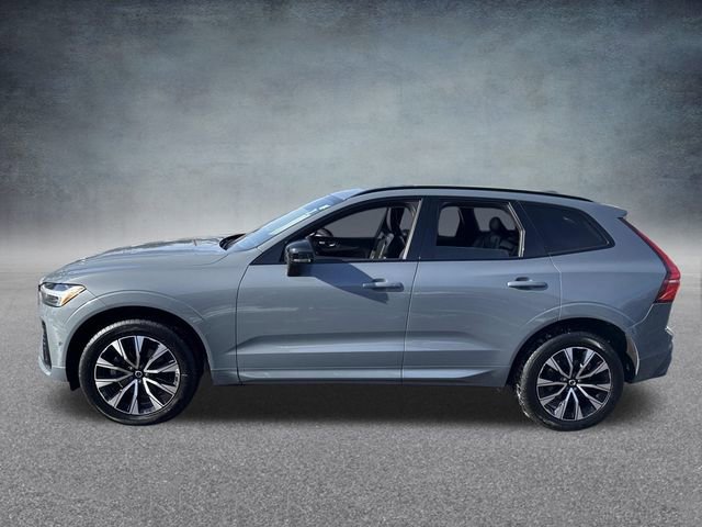 Used 2024 Volvo XC60 B5 Plus image 13