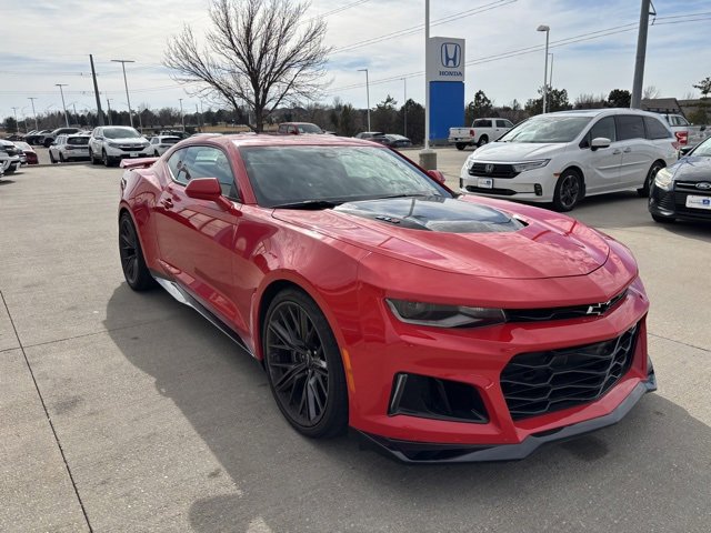 Used 2021 Chevrolet Camaro ZL1 image 3