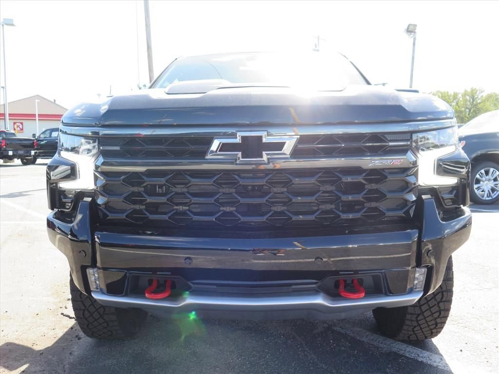 New 2026 Chevrolet Silverado 1500 ZR2 image 10