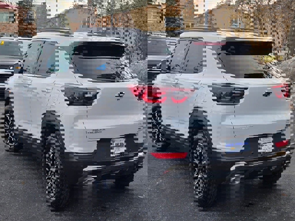 Certified 2024 Chevrolet TrailBlazer ACTIV w/ Driver Confidence Package image 13