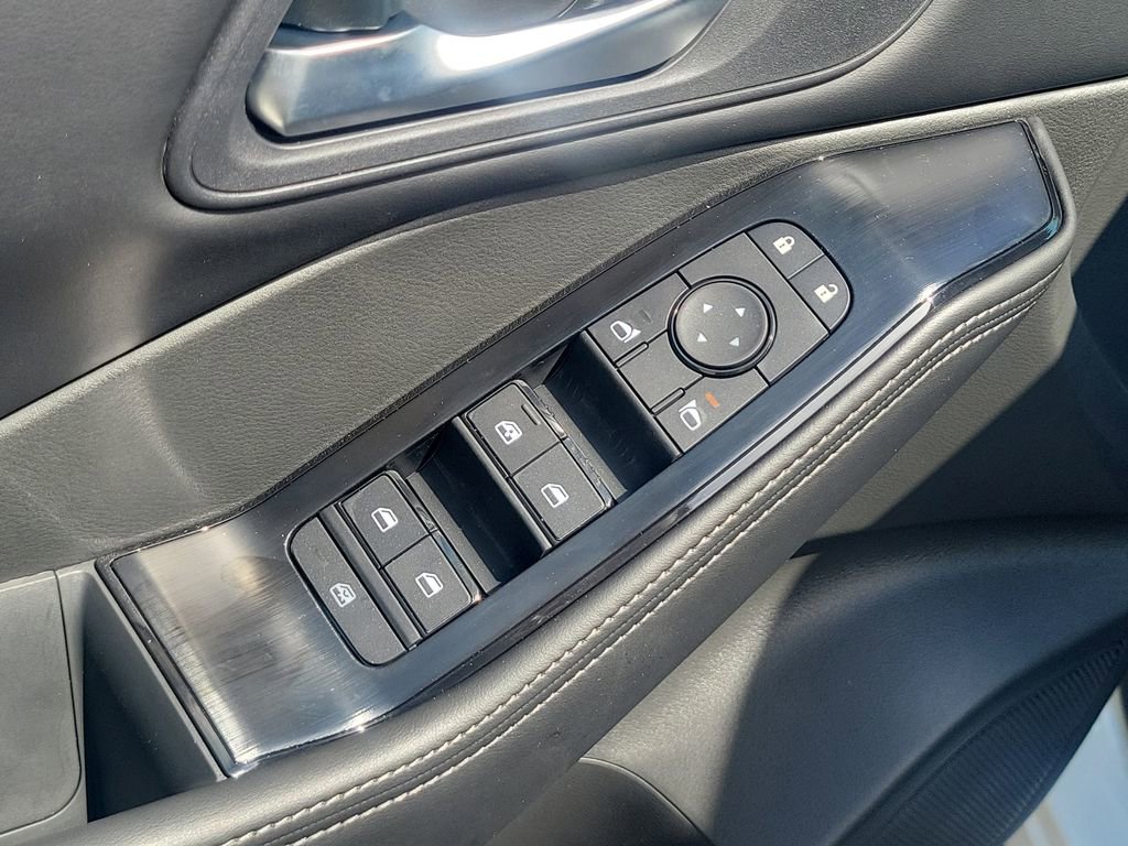 New 2026 Nissan Rogue SV FWD image 19