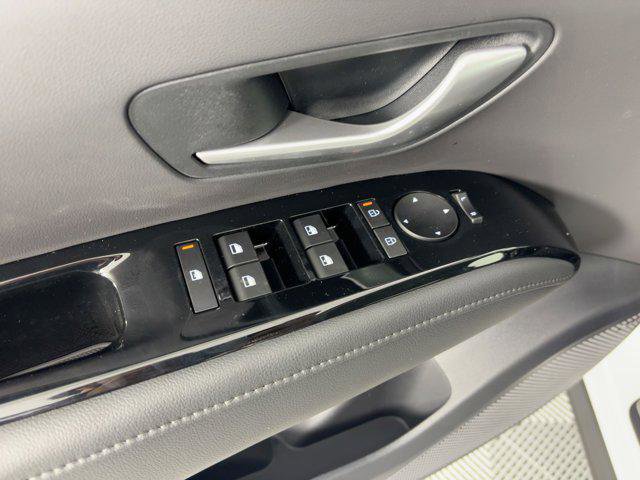 New 2026 Hyundai Tucson Limited image 22