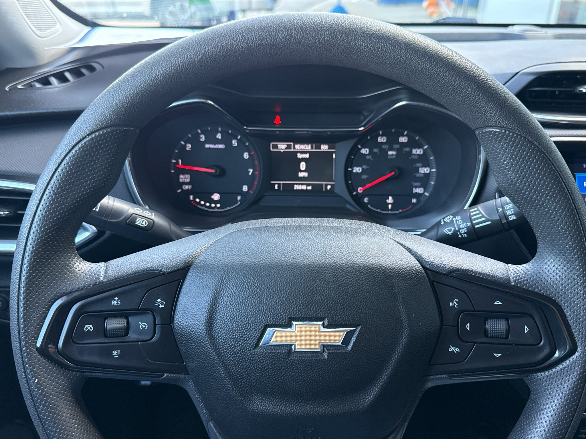 Used 2023 Chevrolet TrailBlazer LT w/ Convenience Package FWD image 12