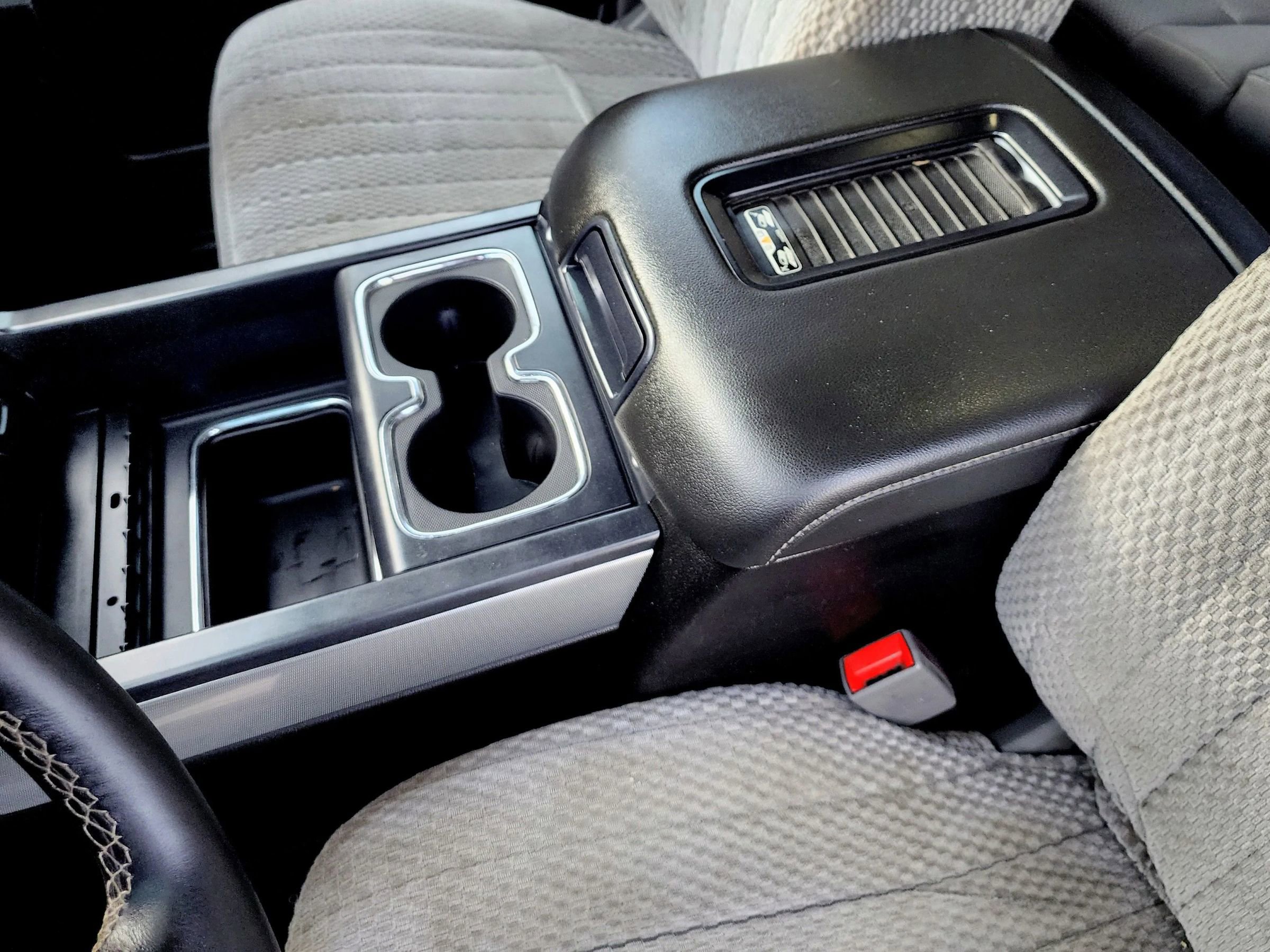 Used 2017 Chevrolet Silverado 3500 LT image 30