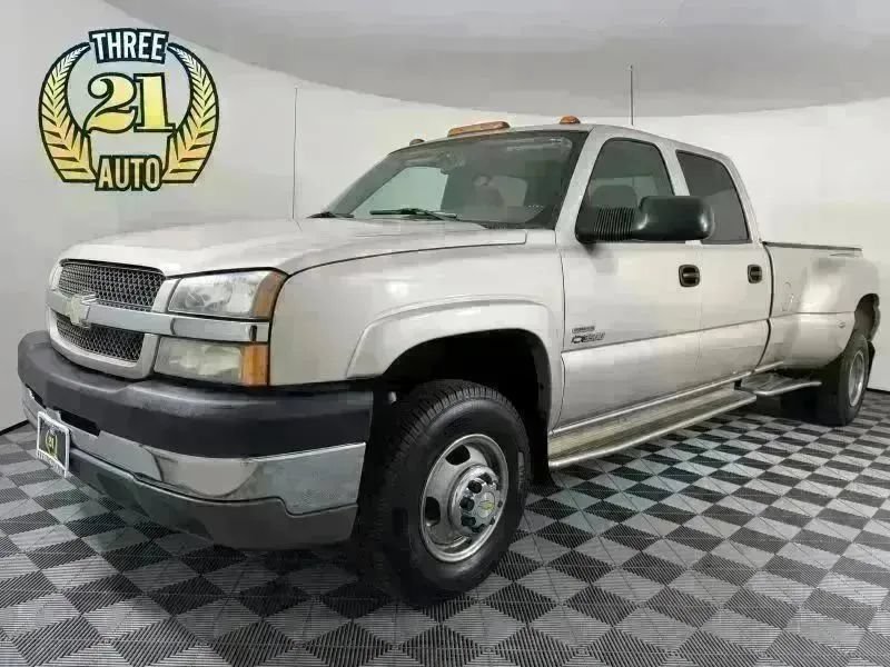 Used 2004 Chevrolet Silverado 3500 2WD Crew Cab image 1