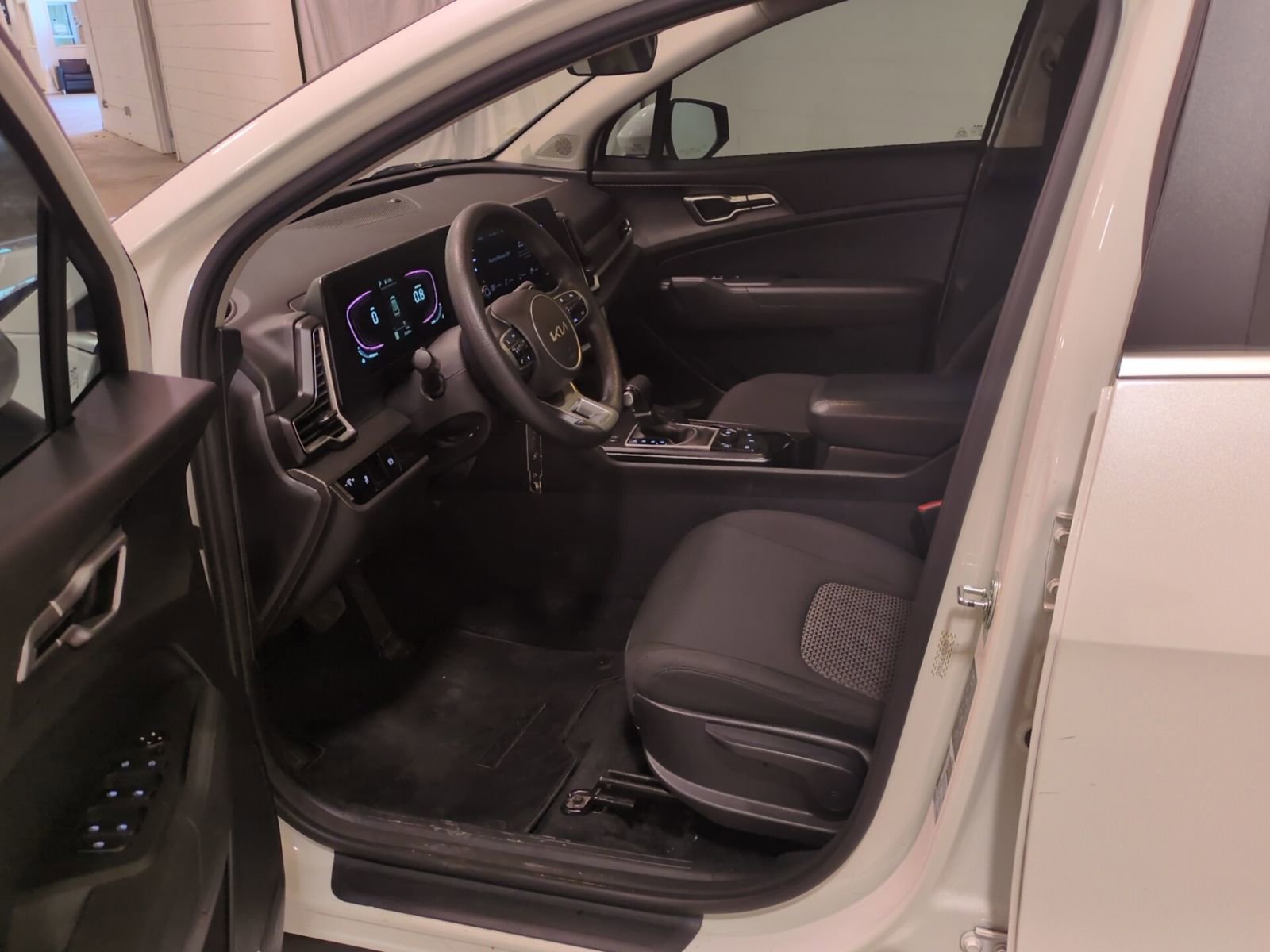 Certified 2023 Kia Sportage LX image 16