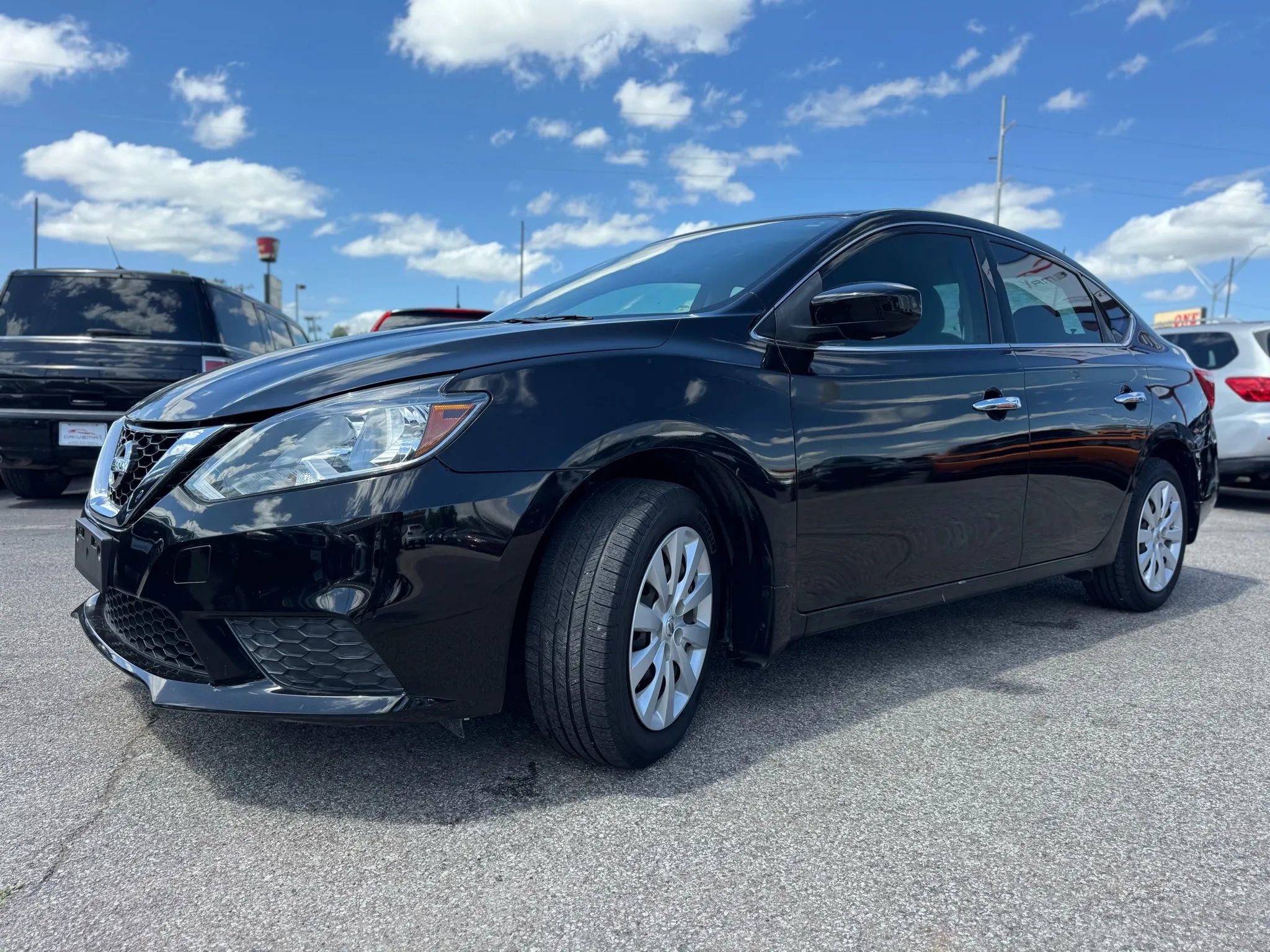 Used 2017 Nissan Sentra S image 6