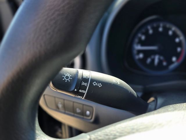 Used 2023 Hyundai Kona SE w/ Cargo Package image 32