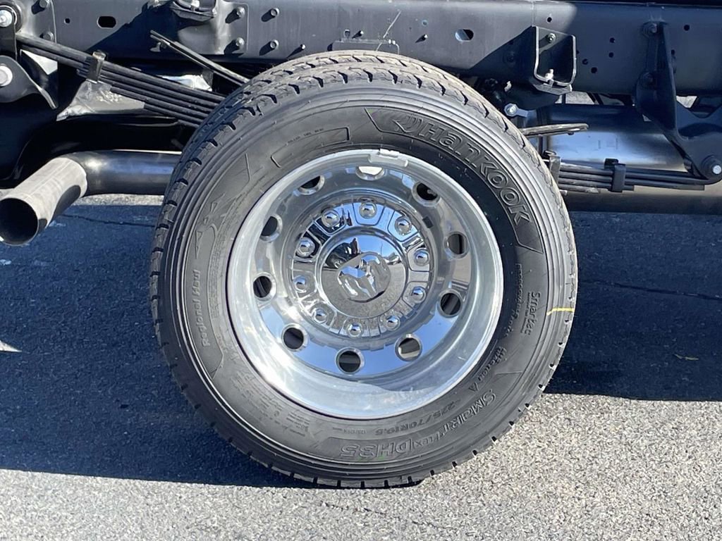 New 2026 RAM 4500 Tradesman w/ Chrome Appearance Group AWD/4WD image 13