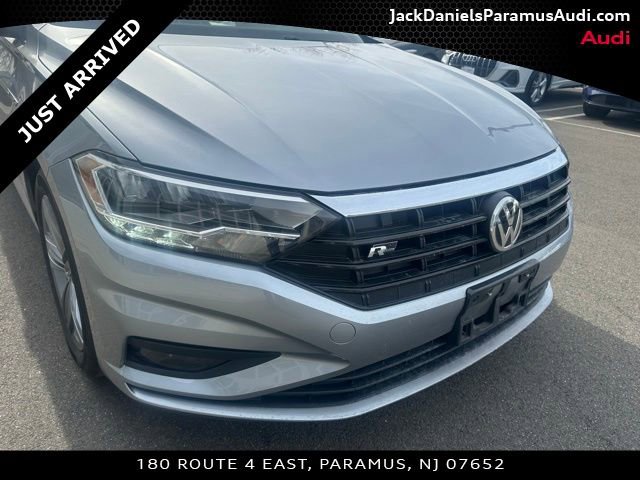 Used 2020 Volkswagen Jetta R-Line w/ R-Line Cold Weather Package image 7
