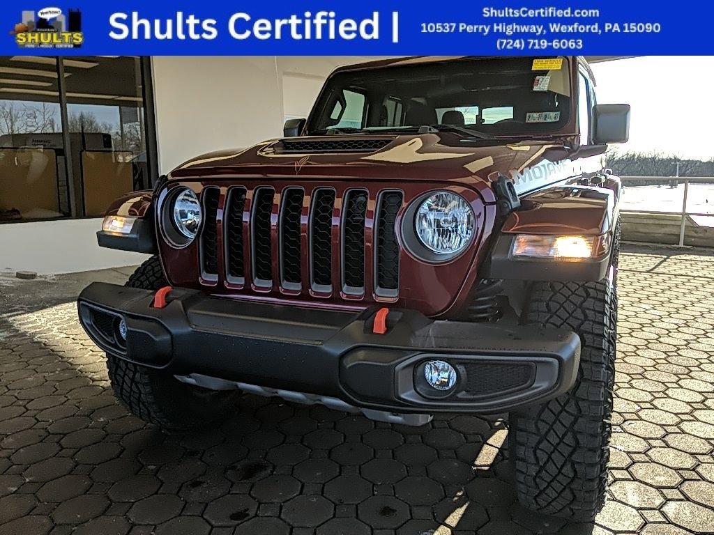 Used 2021 Jeep Gladiator Mojave w/ Cold Weather Group video 1