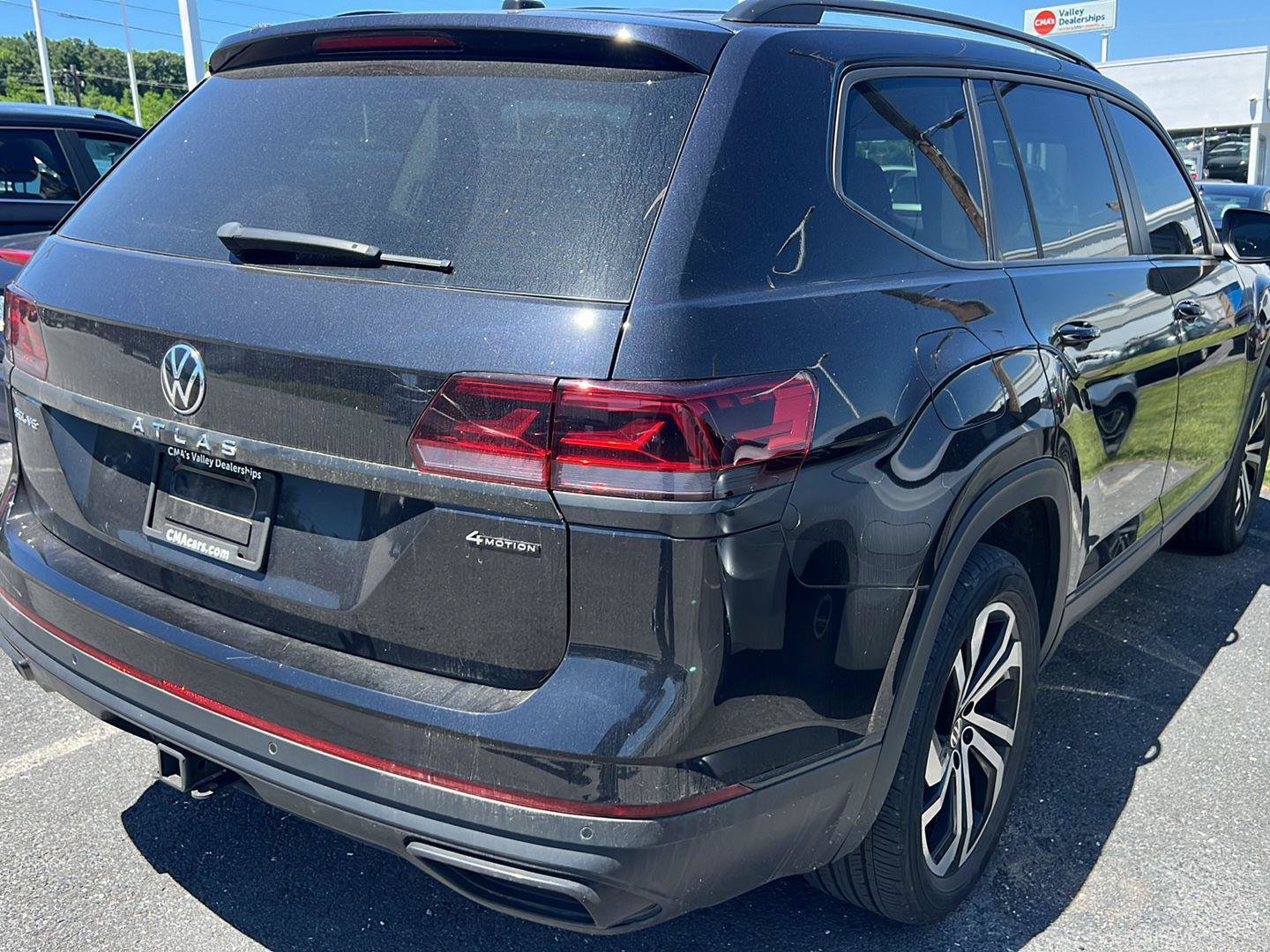 Used 2023 Volkswagen Atlas SEL AWD/4WD image 8