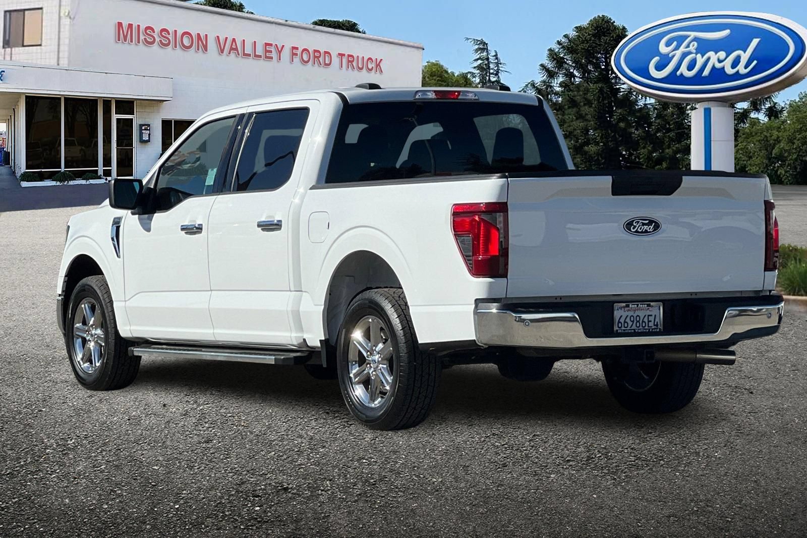 Used 2025 Ford F150 XLT w/ Equipment Group 301A Standard RWD image 6
