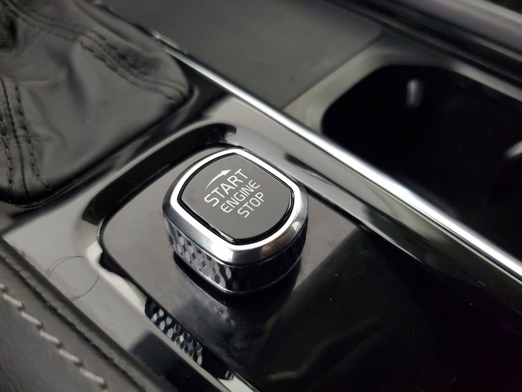 Used 2022 Volvo XC90 T6 Inscription w/ Advanced Package AWD/4WD image 37