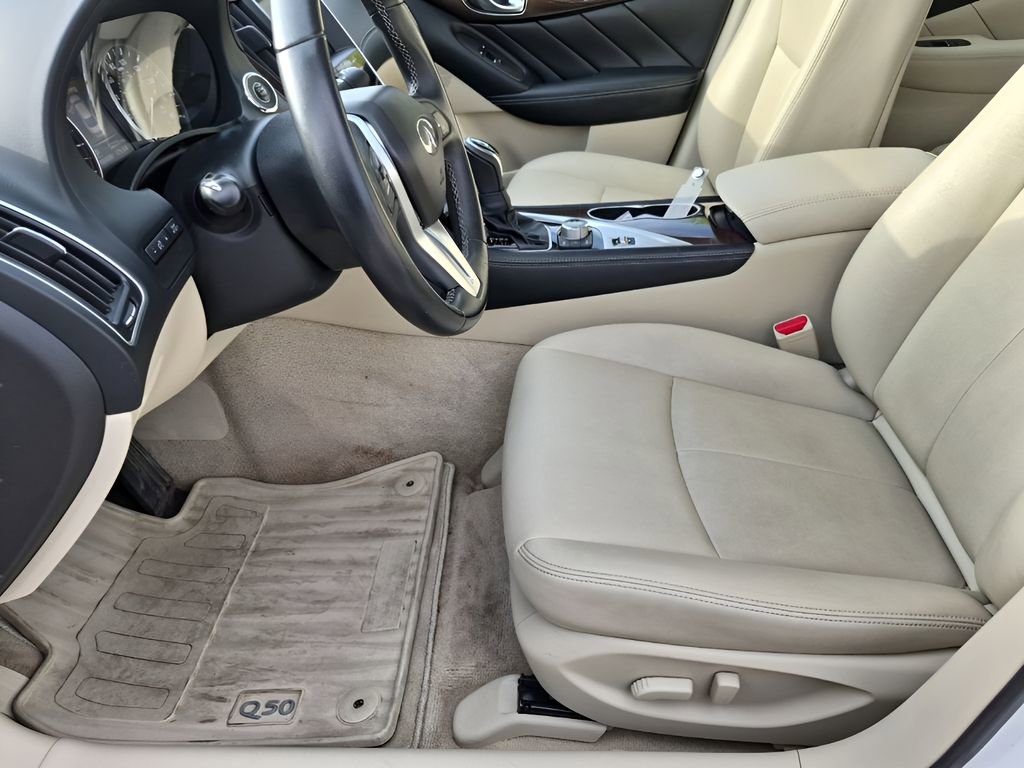 Used 2019 INFINITI Q50 Luxe w/ Cargo Package (L96) image 31