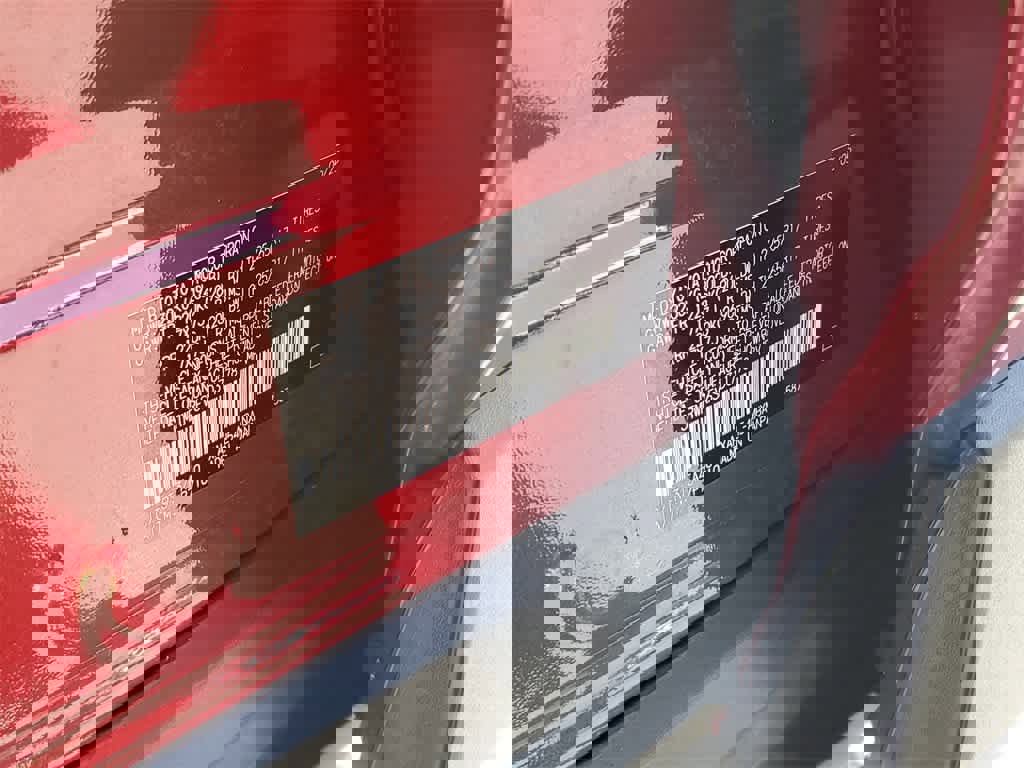 Used 2025 Toyota RAV4 XLE w/ Convenience Package image 19