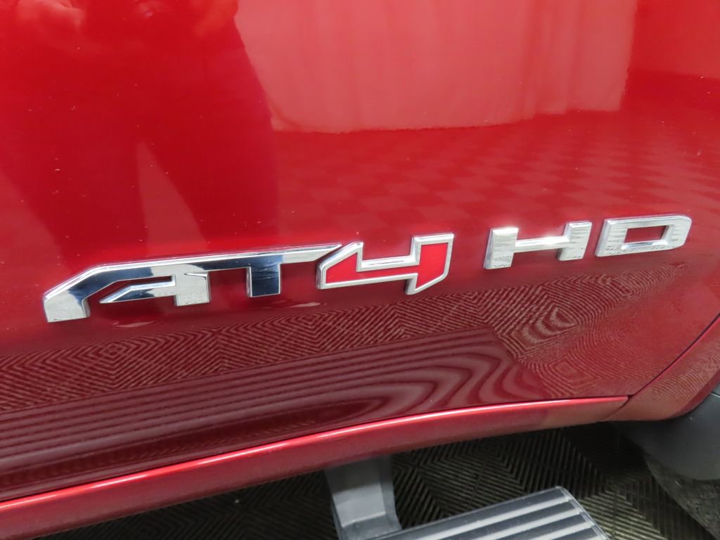 Used 2025 GMC Sierra 2500 AT4 w/ Technology Package AWD/4WD image 67
