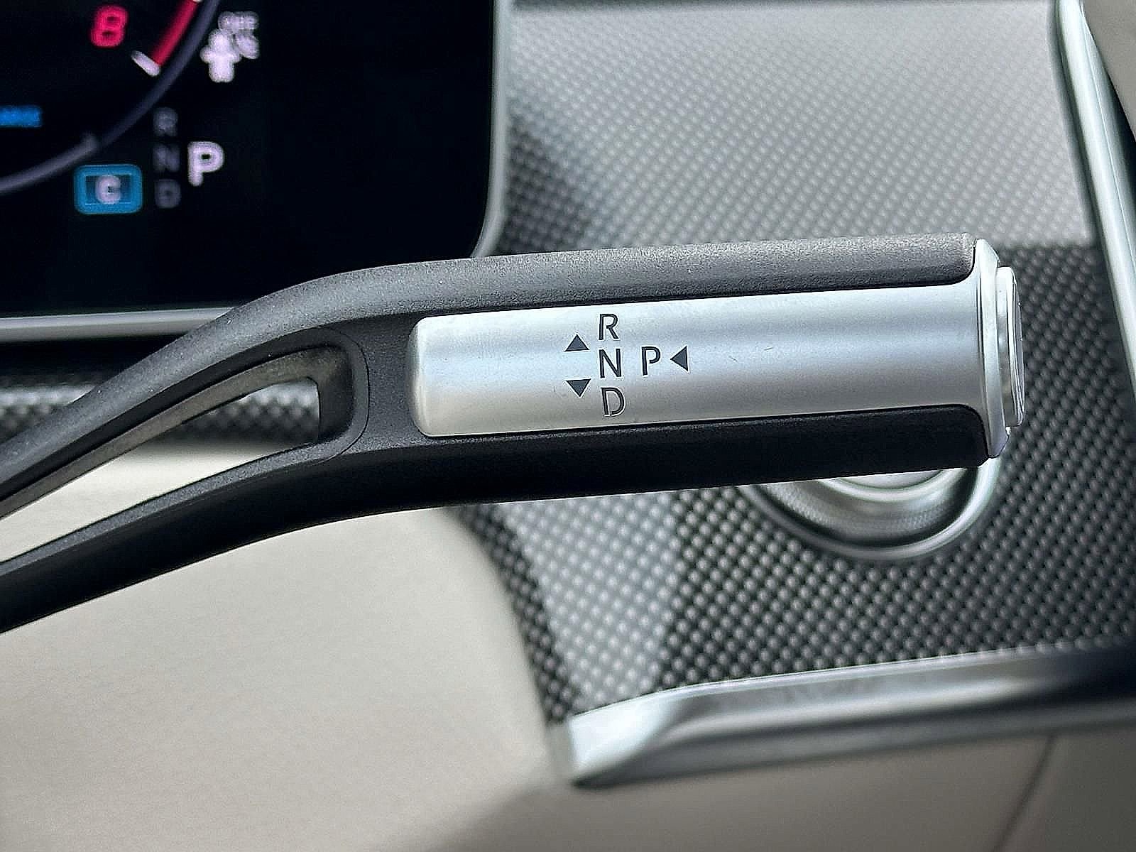 Used 2025 Mercedes-Benz S 580 4MATIC Sedan image 25