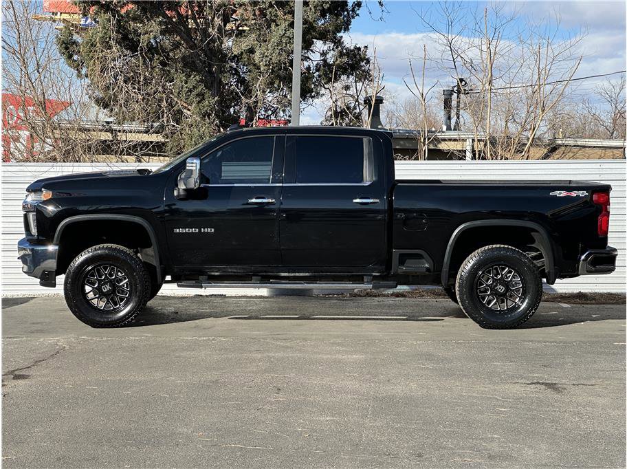 Used 2021 Chevrolet Silverado 3500 LTZ w/ LTZ Convenience Package image 13