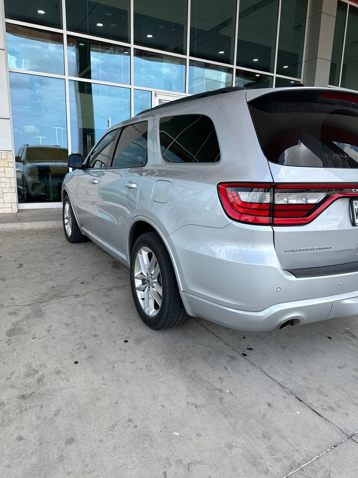 Used 2024 Dodge Durango GT RWD image 8