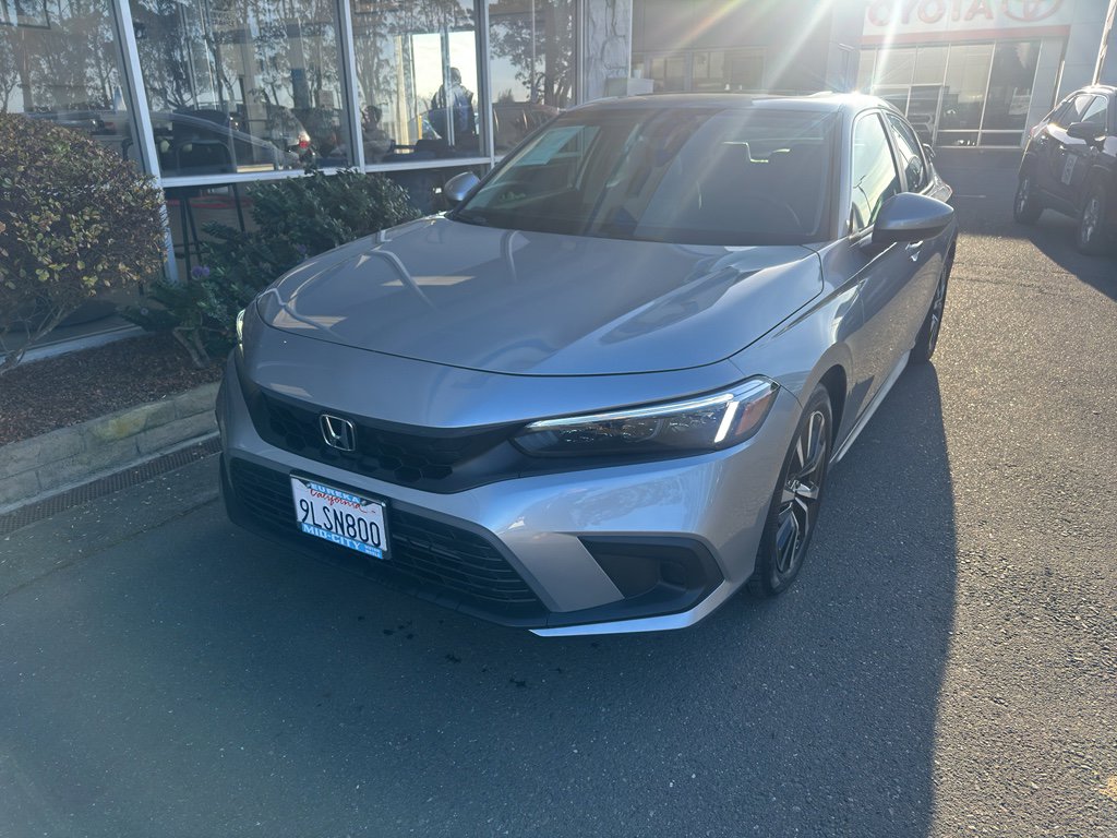 Used 2024 Honda Civic EX-L image 2