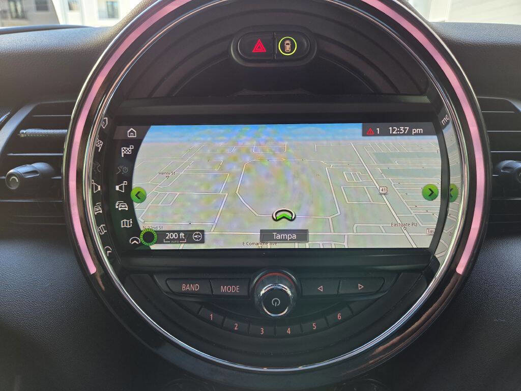 Used 2020 MINI Cooper S image 25