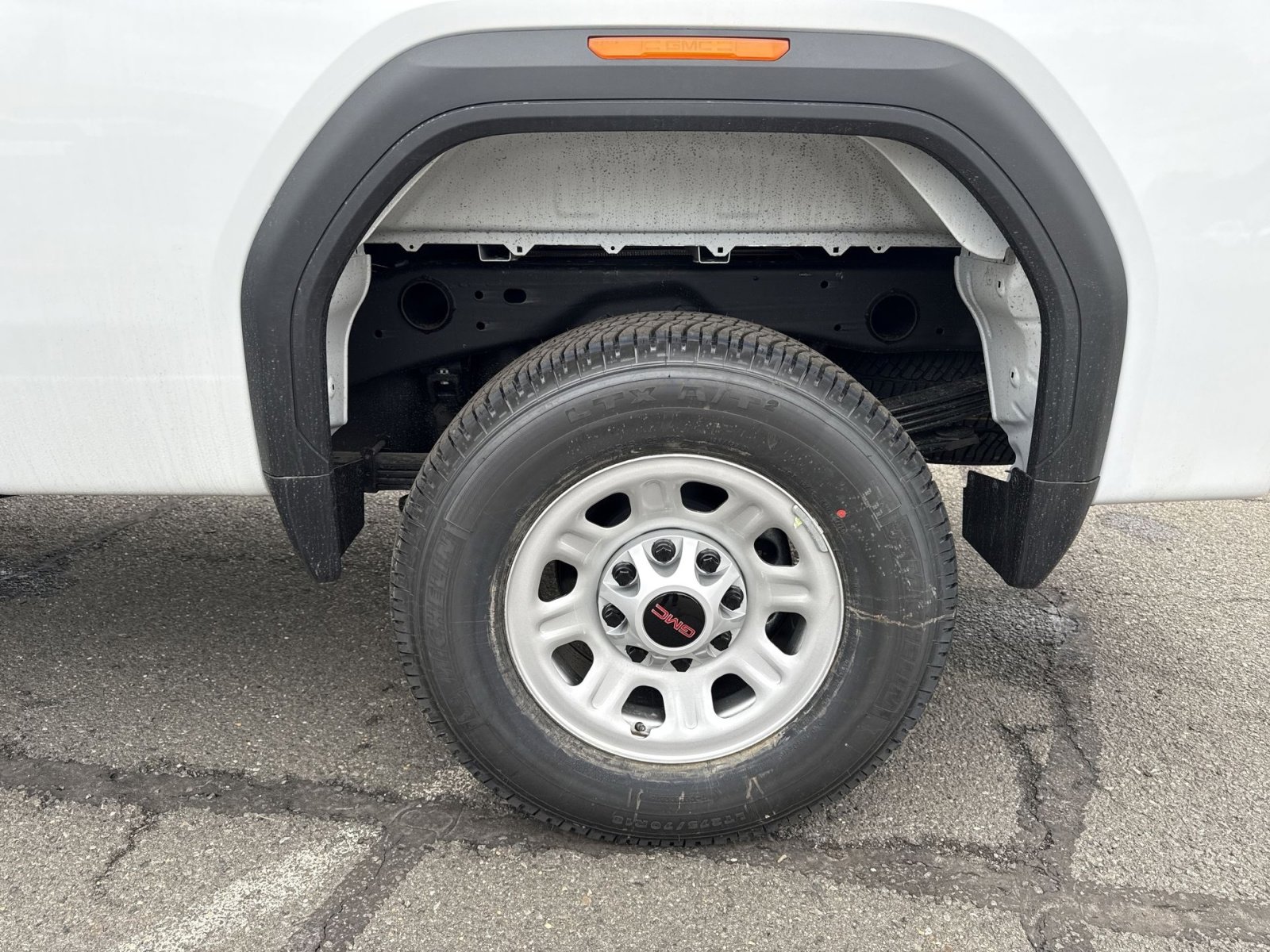 New 2026 GMC Sierra 2500 Pro w/ Convenience Package image 12