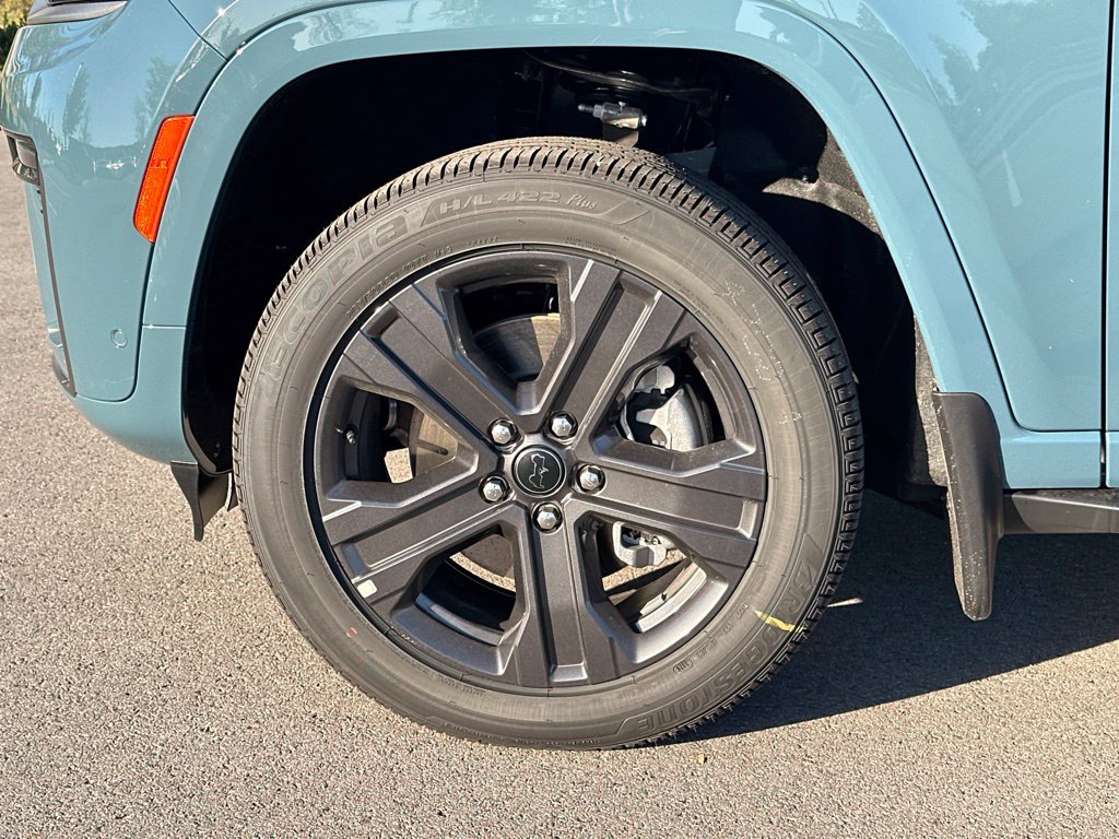 New 2027 Jeep Grand Cherokee L Limited AWD/4WD image 9