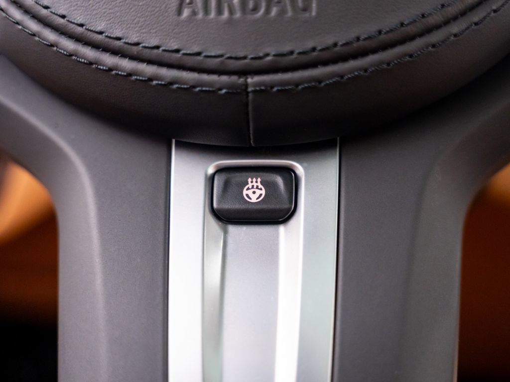 Used 2023 BMW M550i xDrive w/ Executive Package AWD/4WD image 29