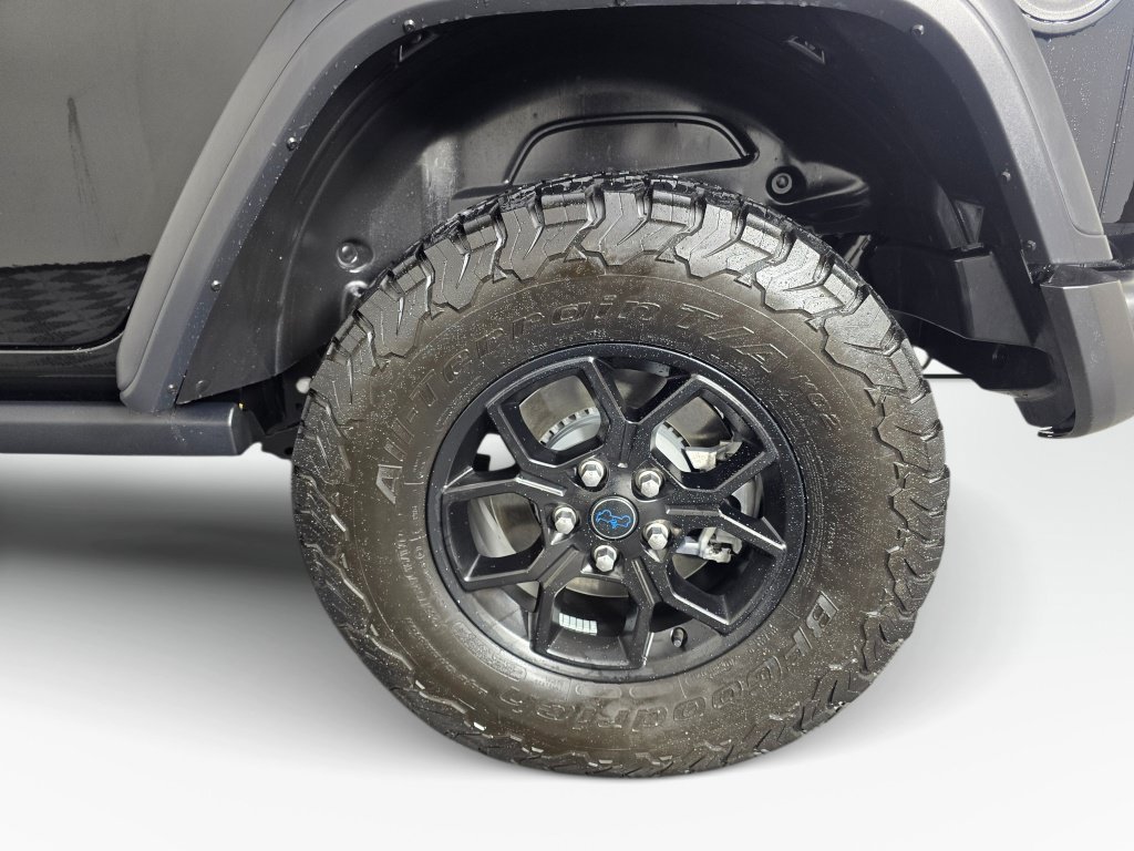 Used 2024 Jeep Wrangler Unlimited AWD/4WD image 20