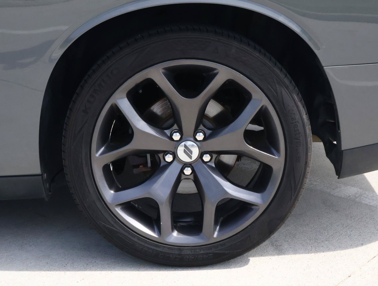 Used 2018 Dodge Challenger R/T Plus RWD image 9