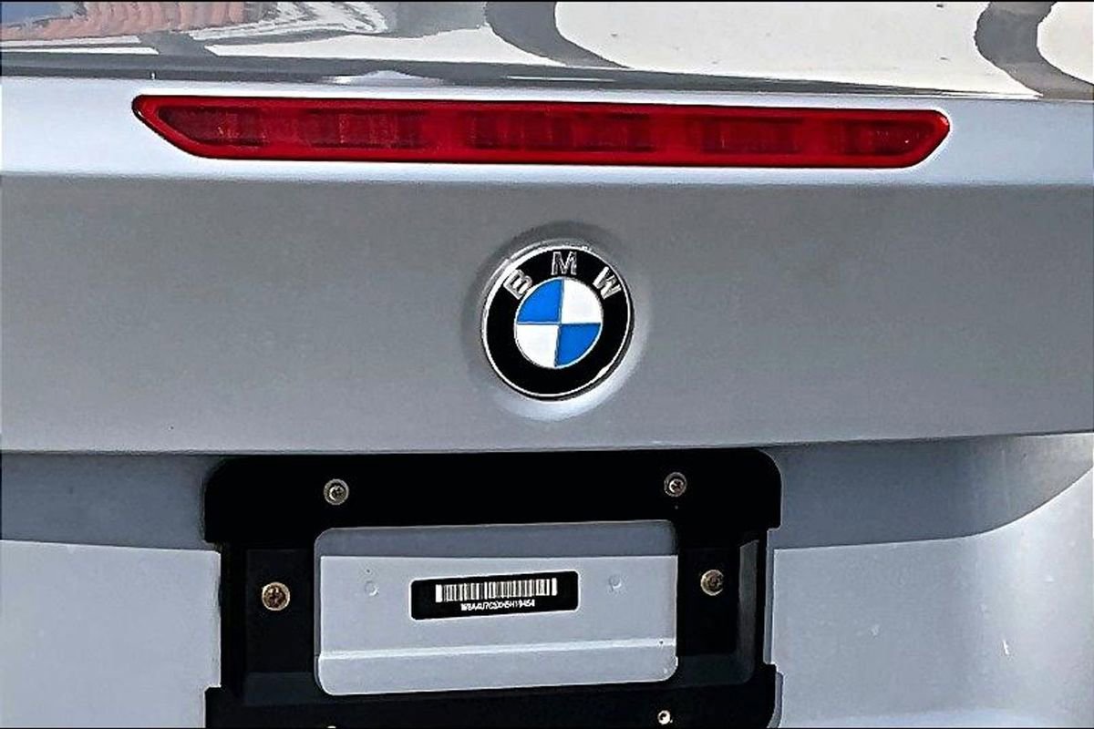 Used 2017 BMW 430i Convertible image 23