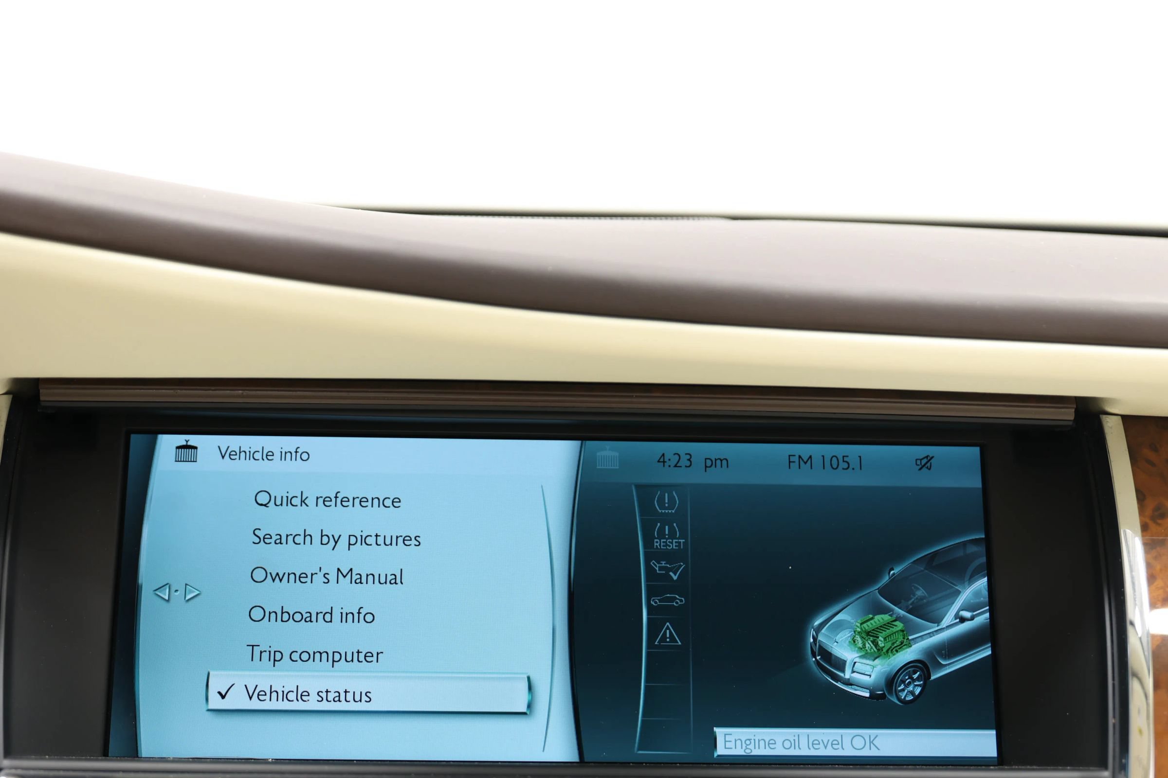 Used 2016 Rolls-Royce Ghost RWD image 40