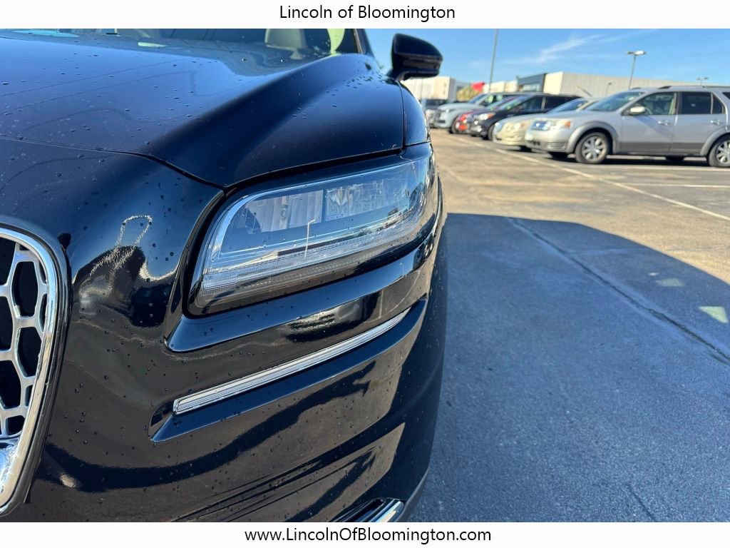 Certified 2022 Lincoln Nautilus Reserve w/ Equipment Group 201A image 13