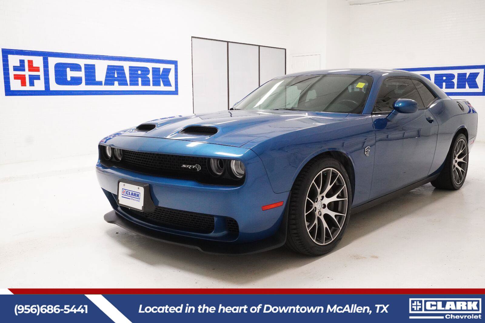 Used 2022 Dodge Challenger SRT Hellcat RWD image 1