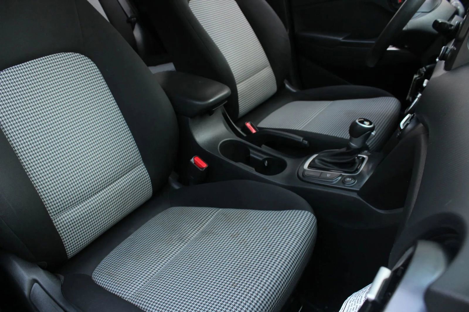 Used 2021 Hyundai Kona SE AWD/4WD image 27