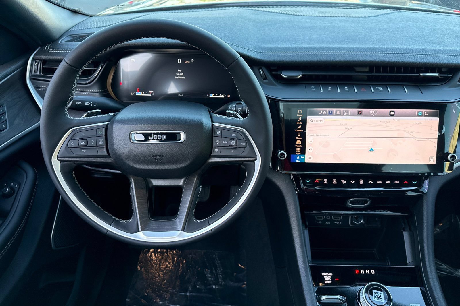 New 2026 Jeep Grand Cherokee Limited AWD/4WD image 13