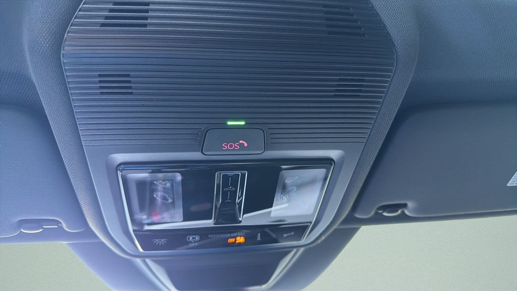 New 2026 Volkswagen GTI SE FWD image 30
