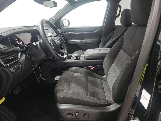 Used 2025 GMC Acadia Elevation image 7