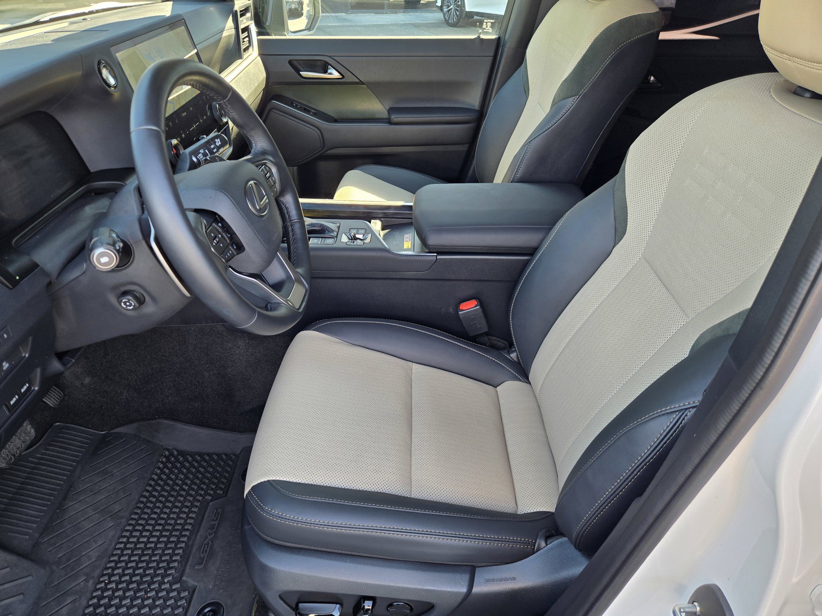 Certified 2025 Lexus GX 550 AWD/4WD image 15
