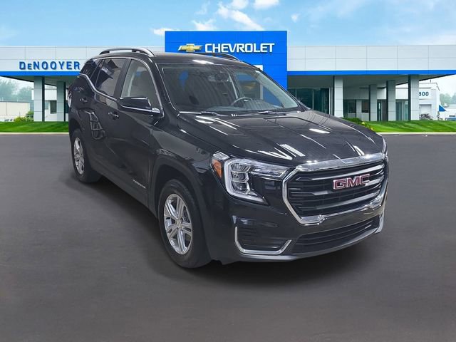 Used 2024 GMC Terrain SLE w/ Driver Convenience Package AWD/4WD image 5