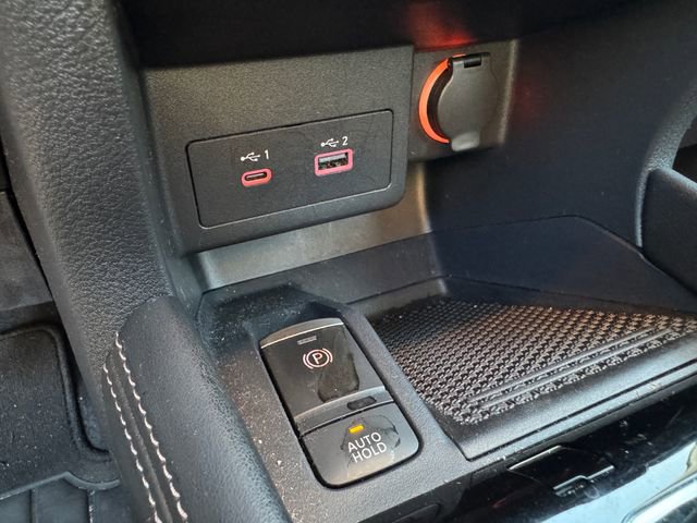 Used 2022 Nissan Kicks SV image 20