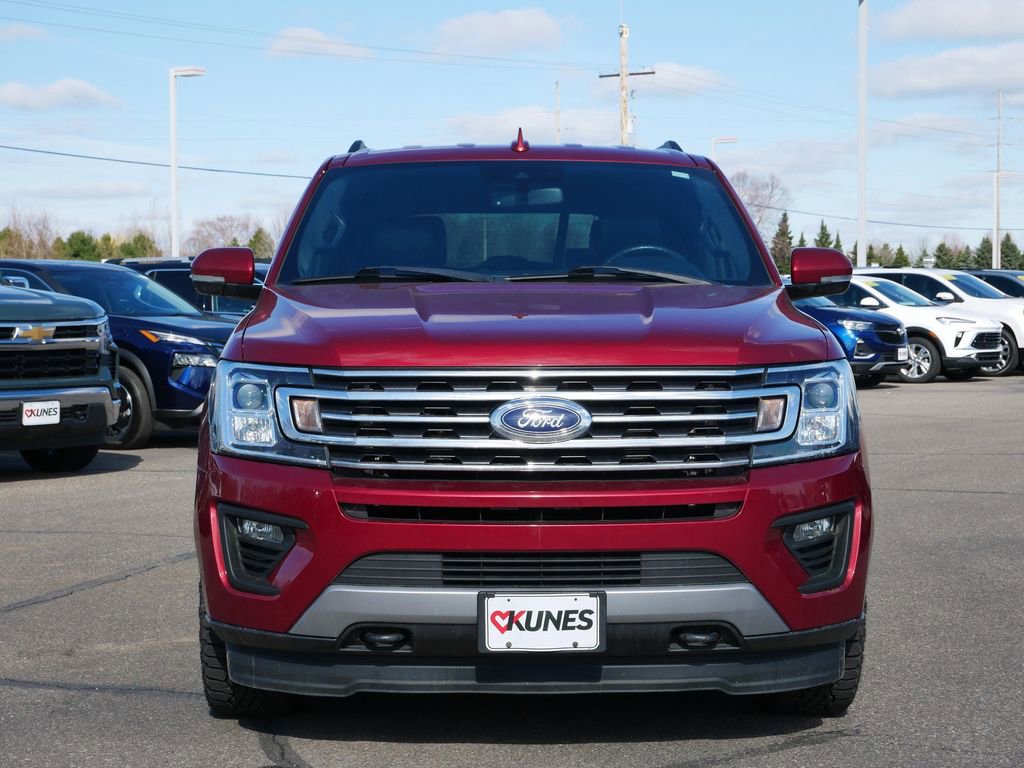 Used 2018 Ford Expedition Max XLT w/ Equipment Group 202A AWD/4WD image 2