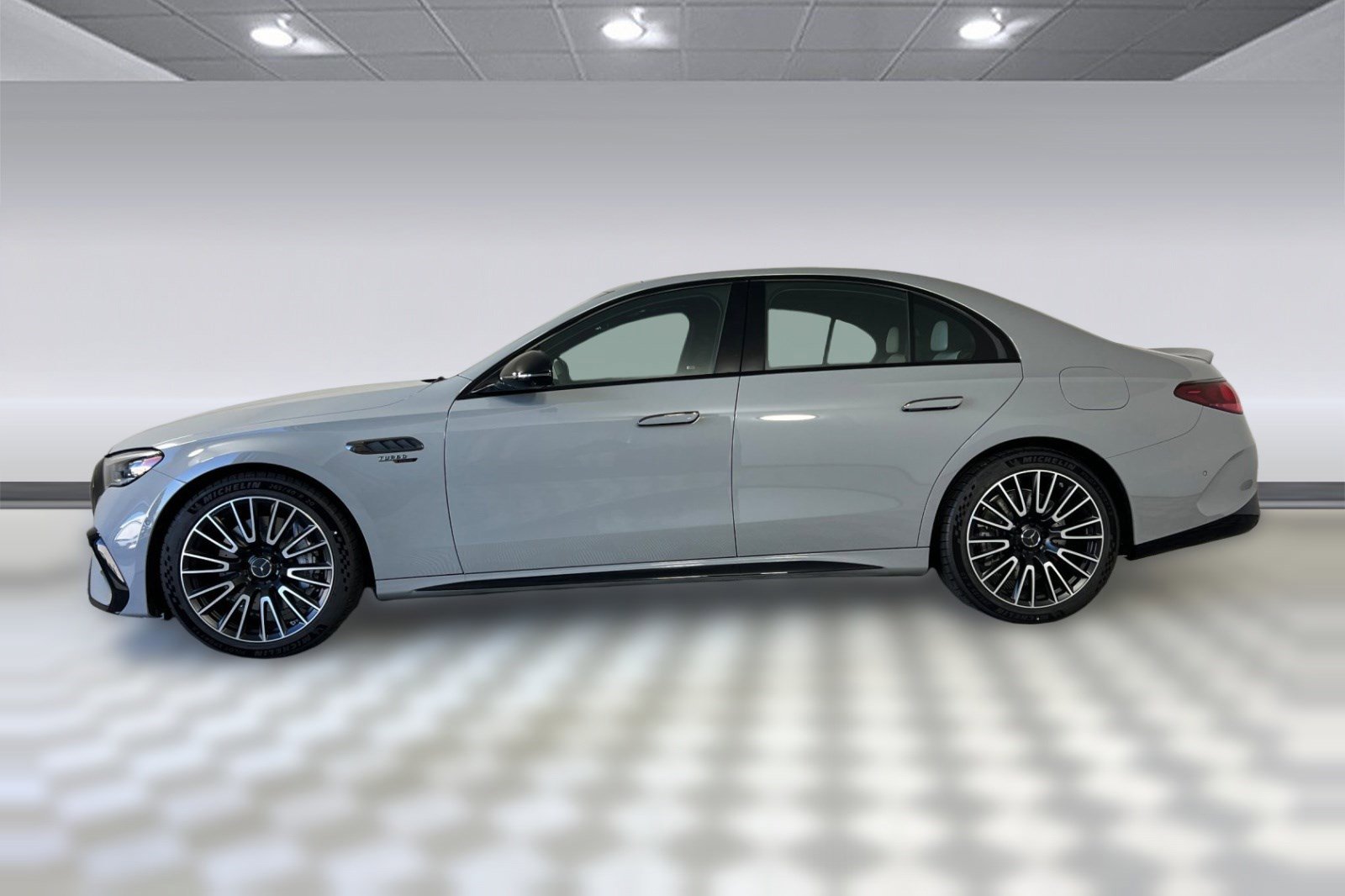 New 2026 Mercedes-Benz E 53 AMG e 4MATIC Sedan image 2